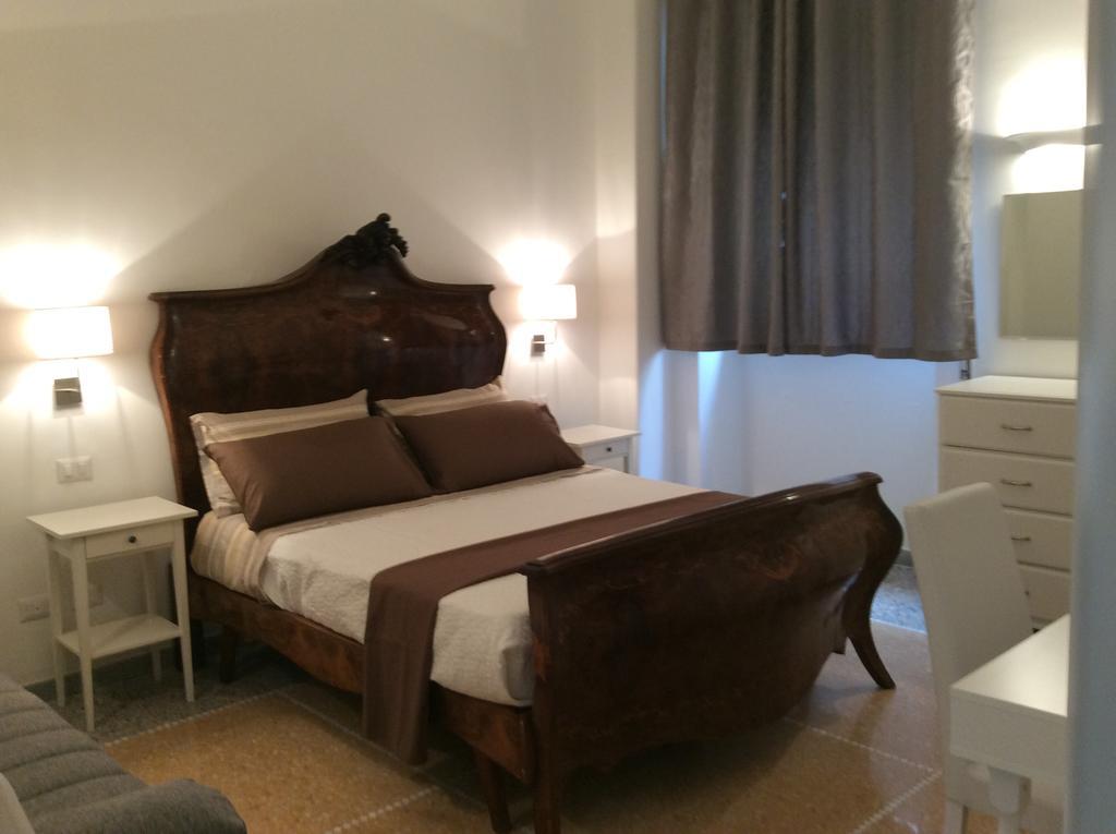 Desiderio Di Roma Hotel ภายนอก รูปภาพ