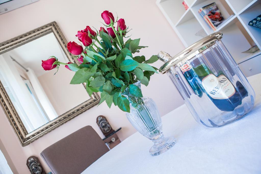 Desiderio Di Roma Hotel ภายนอก รูปภาพ